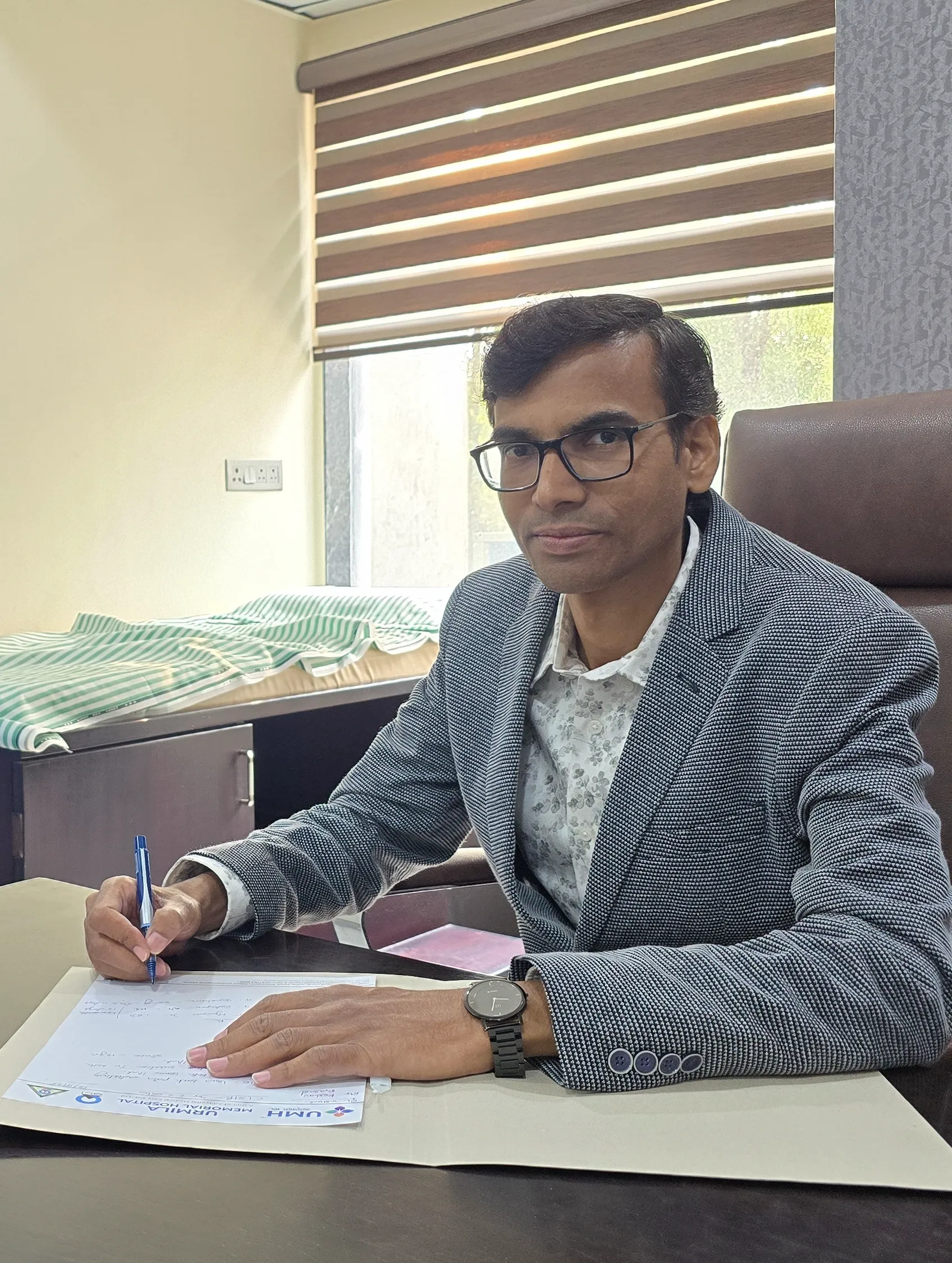 Best Sciatica Doctor in Arang